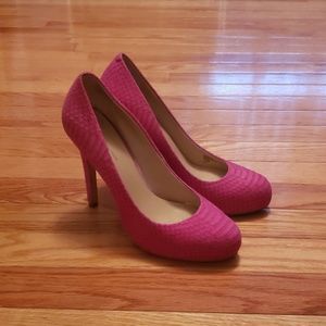 Hot pink pumps